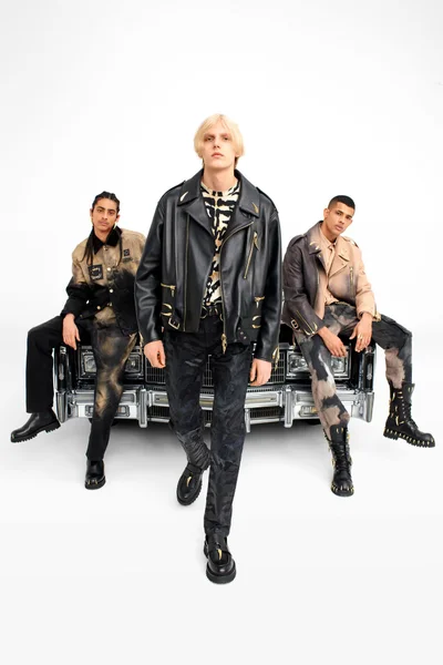 Look 14